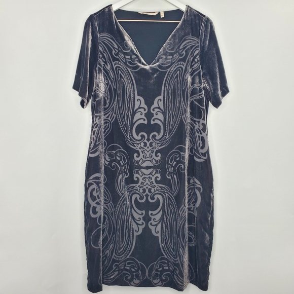 Soft Surroundings Charcoal Gray Crushed Velvet Short Sleeves Dress V-Neck Boho - Picture 7 of 7